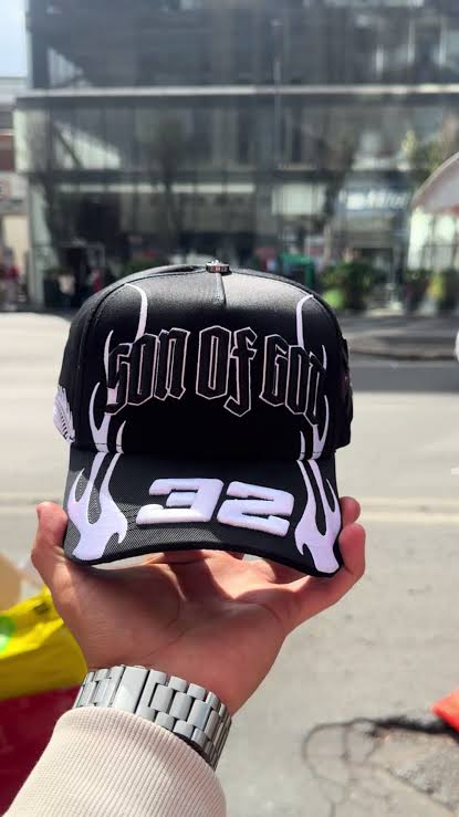 Gorra Curva Báez X Az Shifu Son Of God